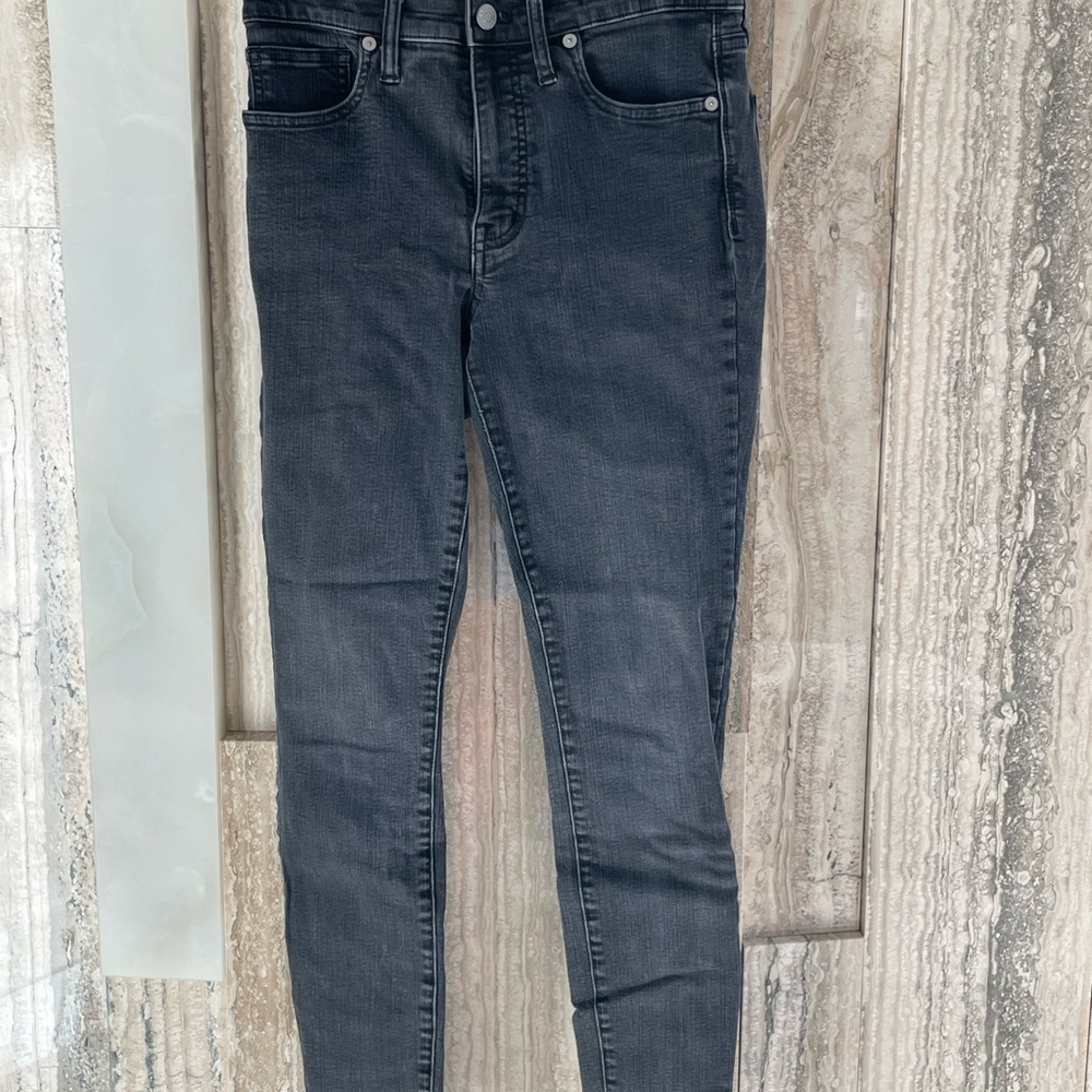 Madewell 9” High-Rise Skinny Jeans, Dark Grey Wash, Size 28, Good condition